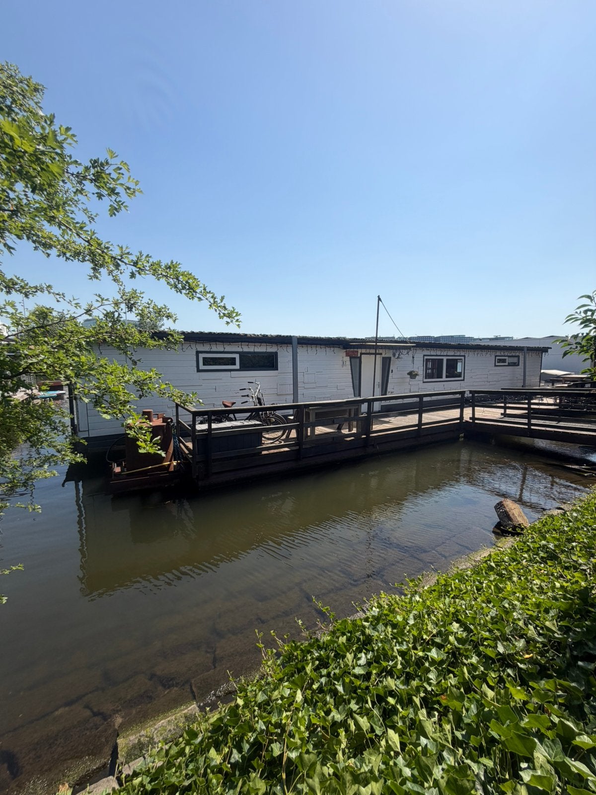 Woonark te koop – zonder ligplaats- 20x4,5 M2 -Amsterdam, Eén persoon