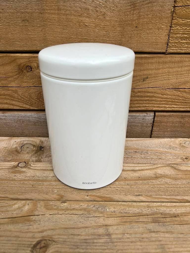 Brabantia rond koffieblik / blik/ bewaarblik wit /beige 17cm, Verzamelen, Blikken, Ophalen of Verzenden, Gebruikt, Overige