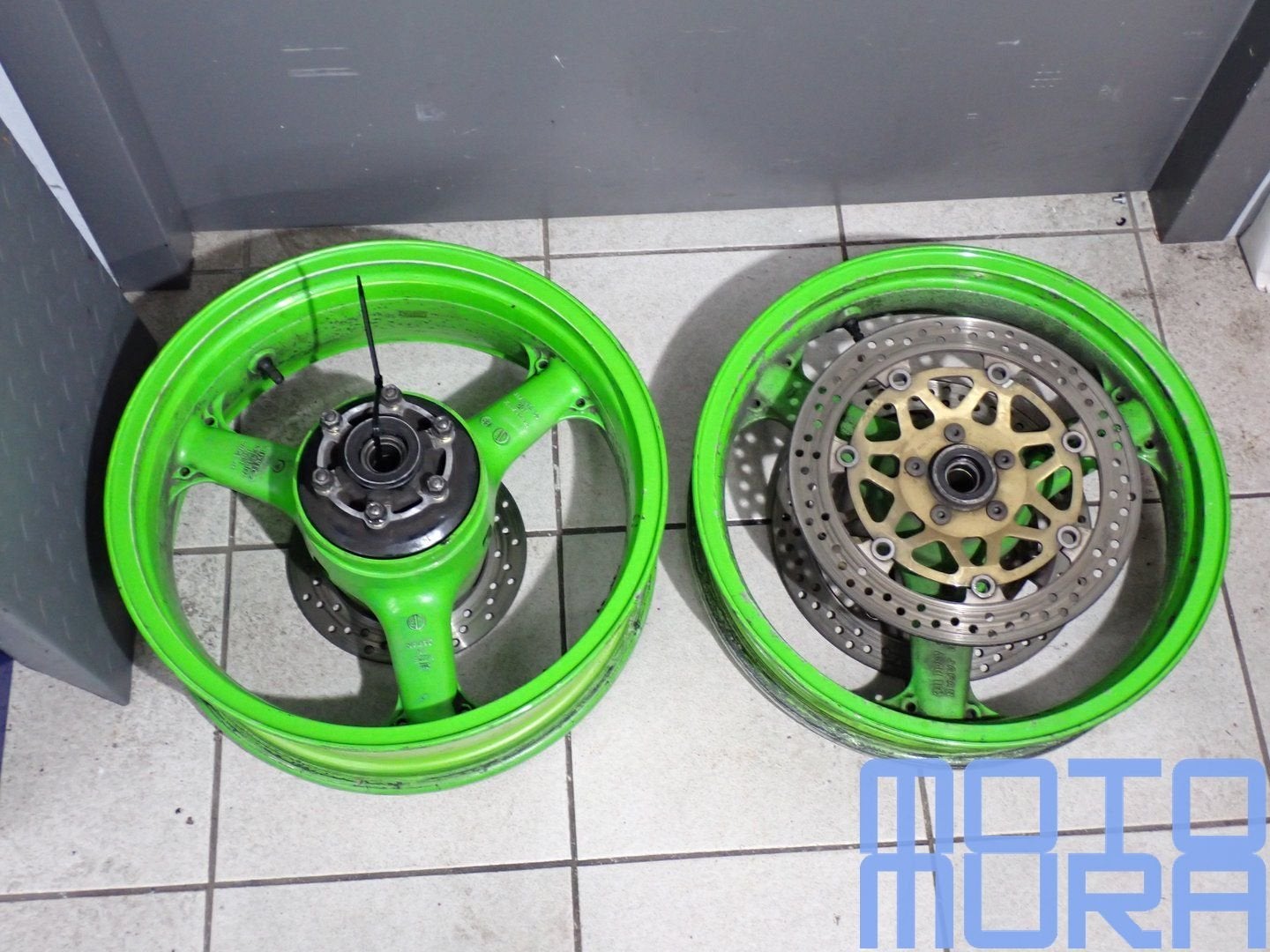 Kawasaki ZX6R 1998 - 1999 velgen set ZX-6R ZX6-R ZXR 600 wie, Motoren, Onderdelen | Kawasaki, Gebruikt, -, -, Ophalen of Verzenden