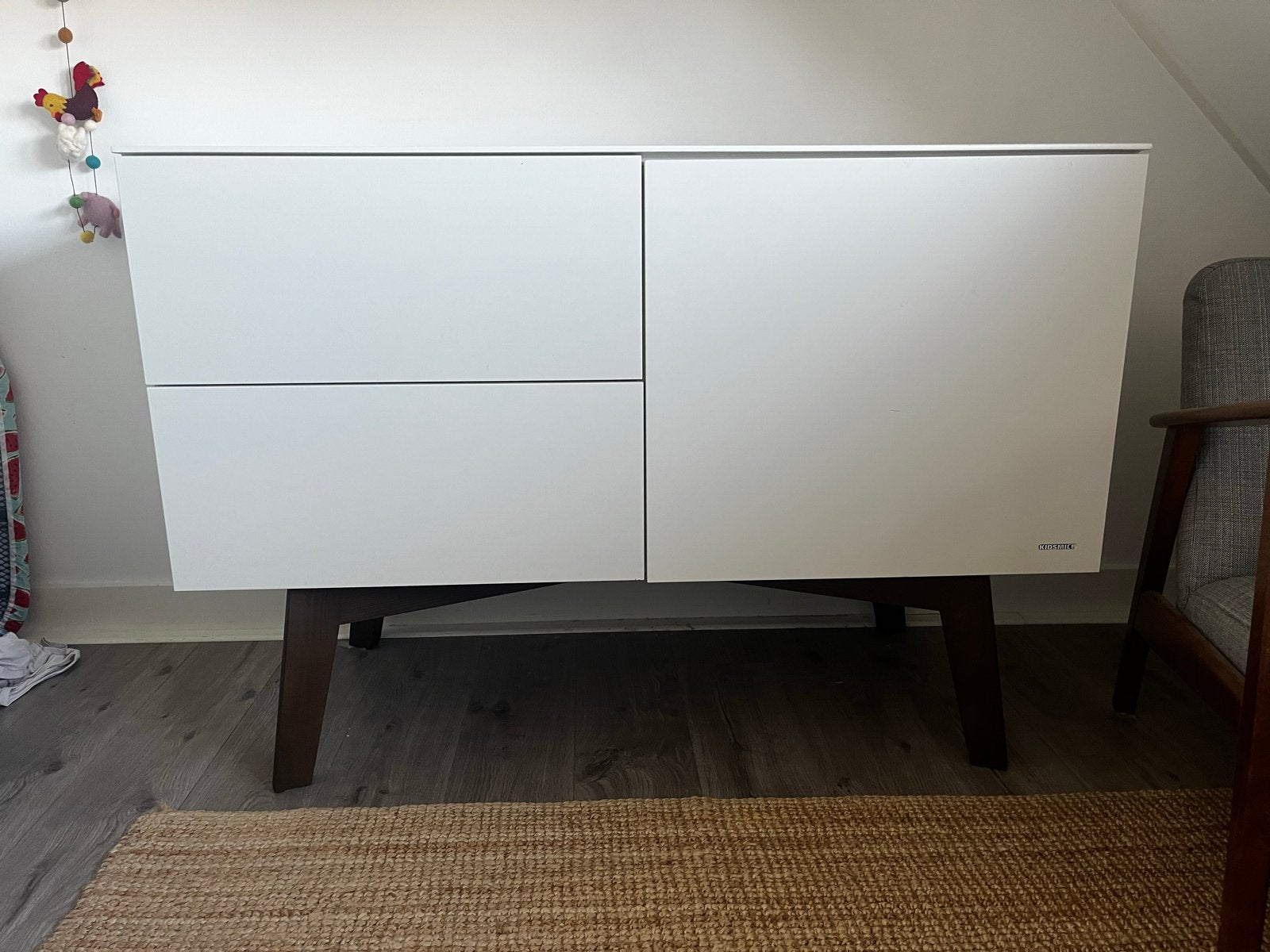 Kidsmill sixties commode walnoot, Huis en Inrichting, Ophalen, Gebruikt, 100 tot 150 cm, Met lade(s)