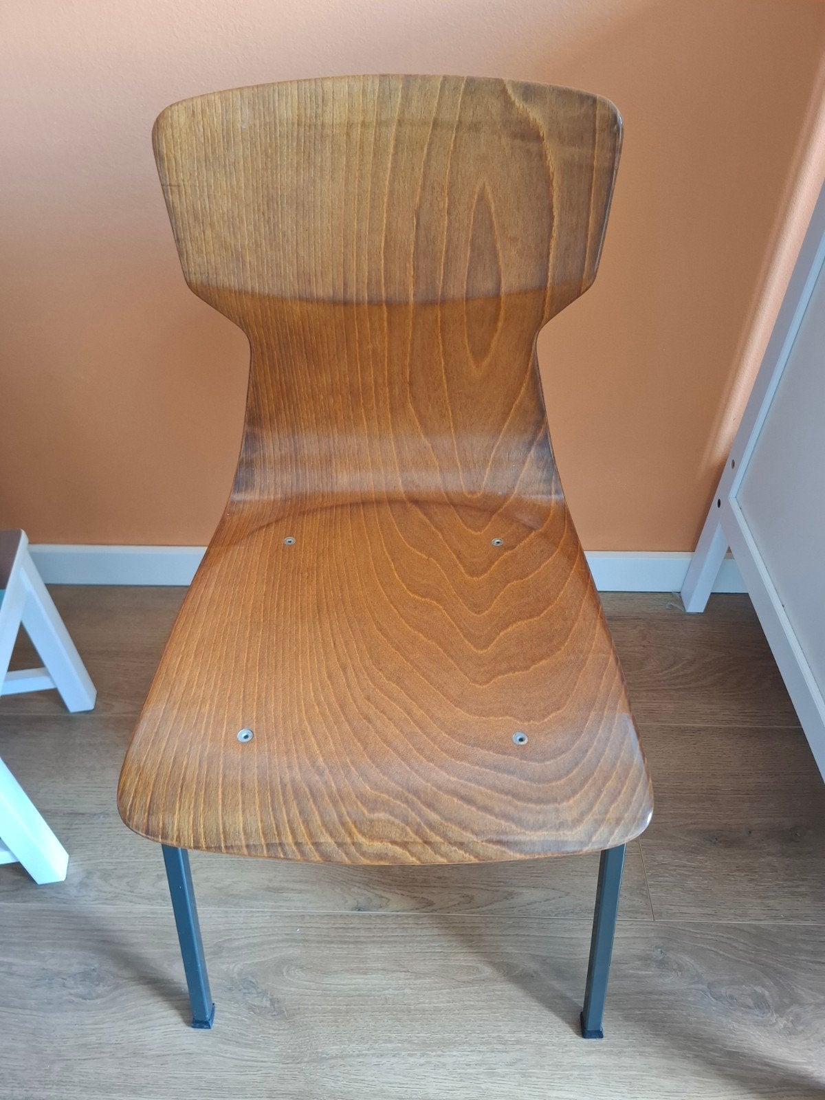 Kinderstoel hout met zithoogte 43 cm, Kinderen en Baby's, Ophalen, Gebruikt, Overige typen