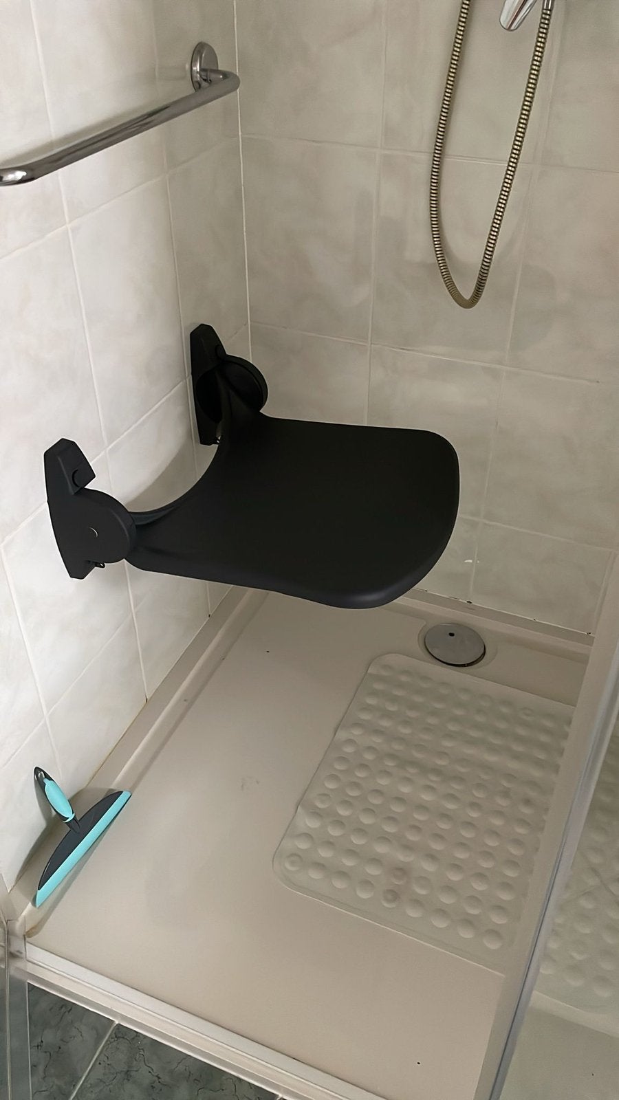 Opklapbare douchestoel, Ophalen, Minder dan 50 cm, Overige typen, Zo goed als nieuw