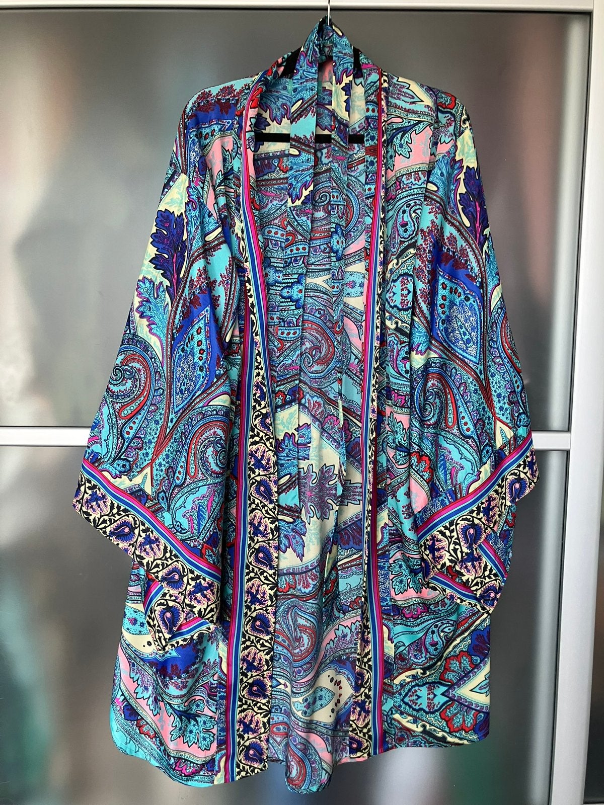 Indigo, Blue and Purple Paisley Print Boho Silk Kimono, Verzenden, Nieuw, Blauw