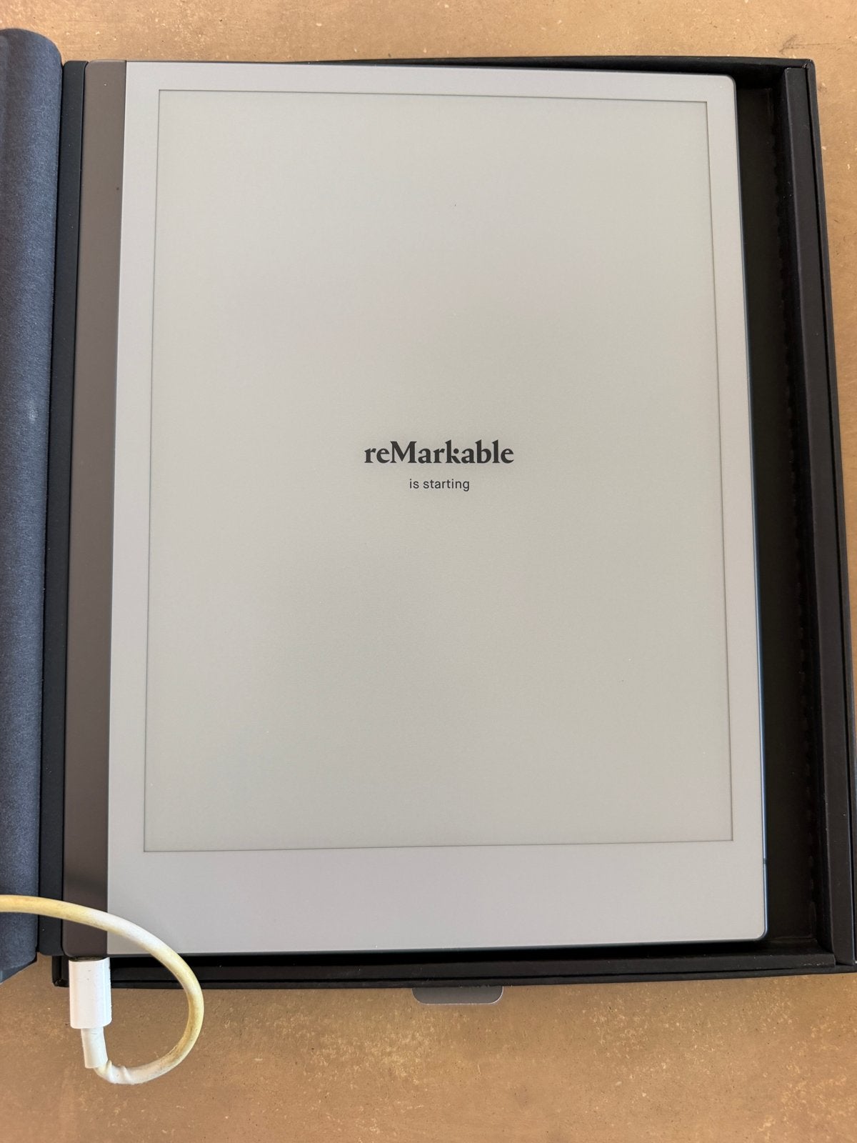 reMarkable 2 Paper Tablet met Marker en Book Folio, 8 GB, Touchscreen, Ophalen of Verzenden, Zo goed als nieuw