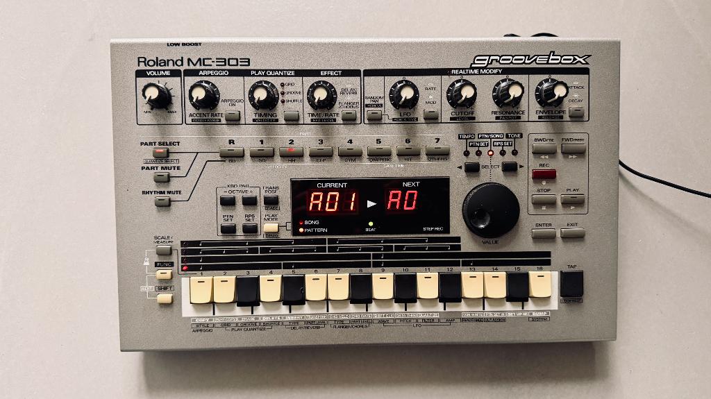 Korg MC 303 Groovebox, Ophalen, Gebruikt