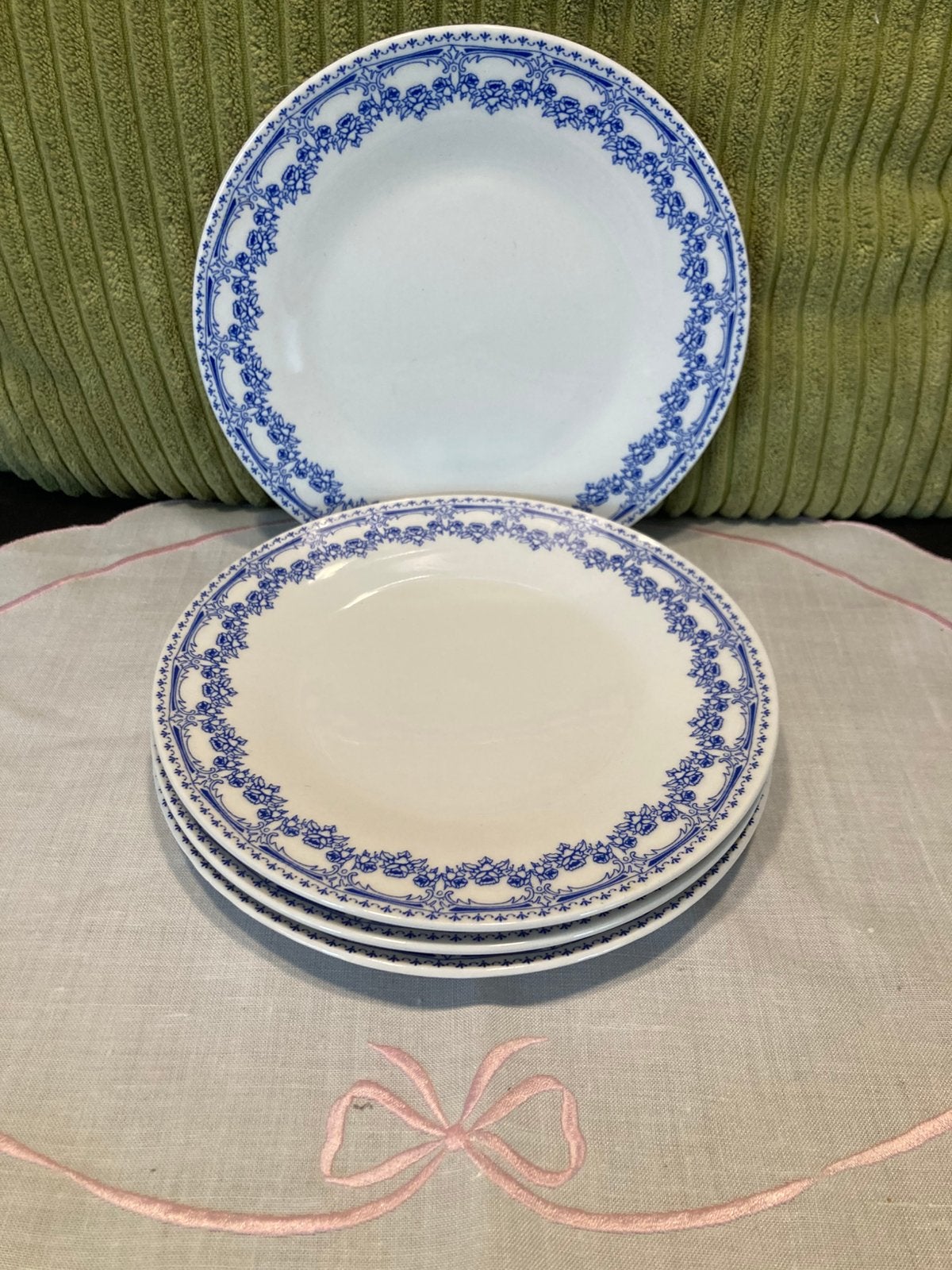 Bord Boch Carlotta blauw (140926), Gebruikt, Ophalen of Verzenden, Bord(en), Overige stijlen