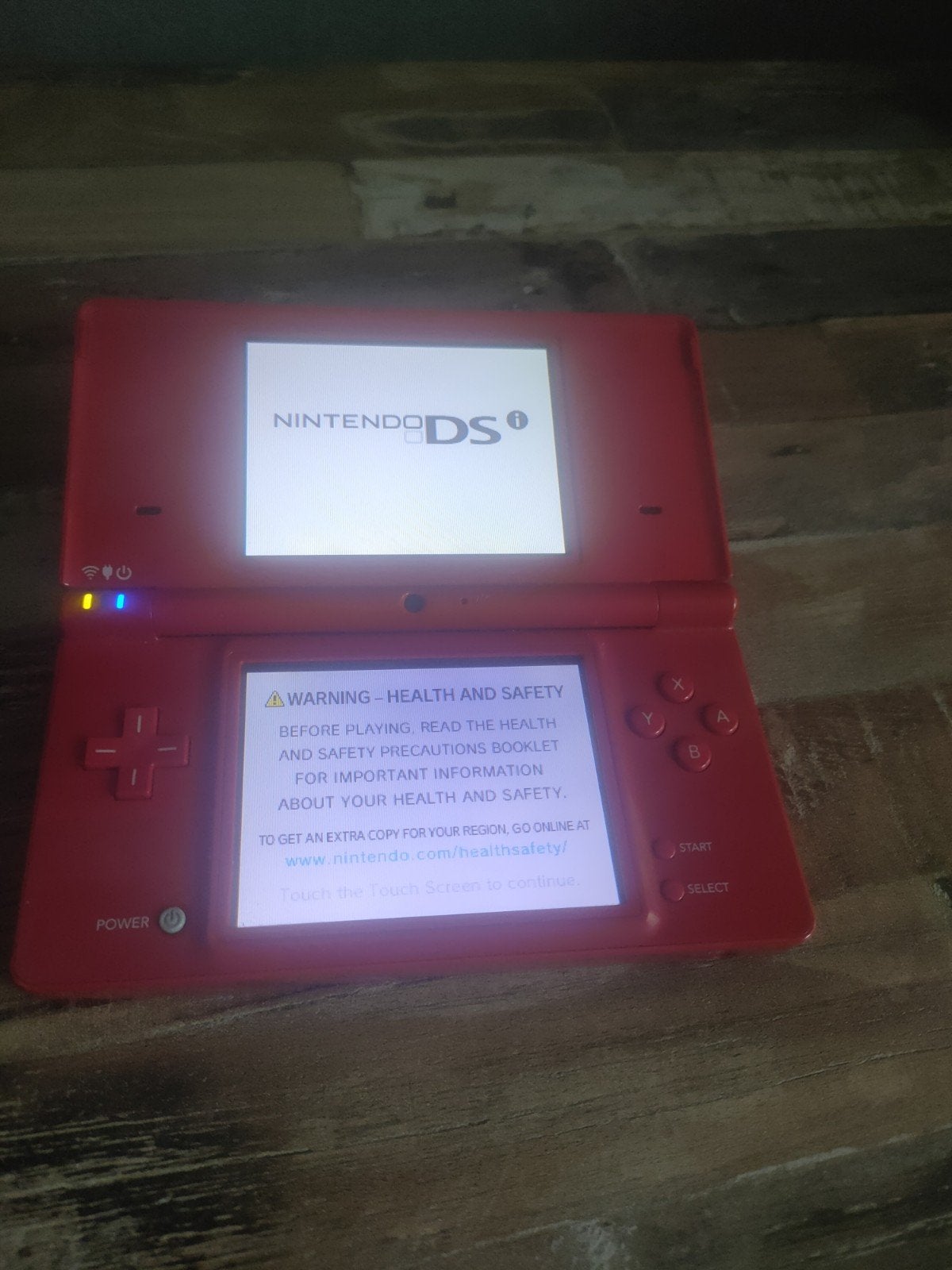 Nintendo Ds Lite Rood, Spelcomputers en Games, Ophalen, Zo goed als nieuw, 3DS