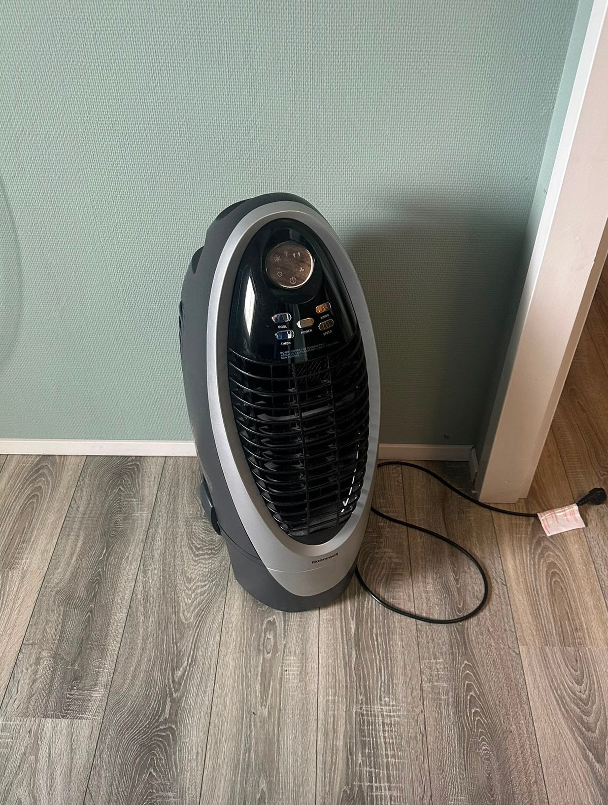 Luchtkoeler Honeywell, Ophalen, Zo goed als nieuw, Torenventilator
