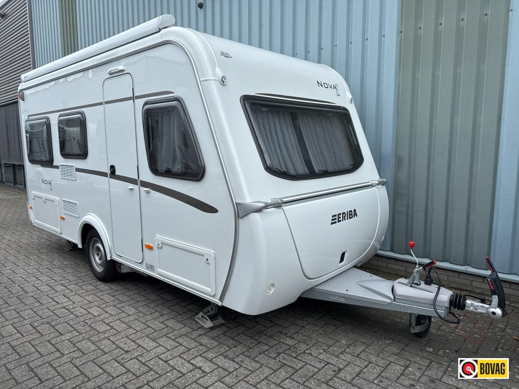 Eriba Nova Light 425 Luifel/Mover/1500 KG, Standaardzit, Schokbreker, Bedrijf, 750 - 1000 kg