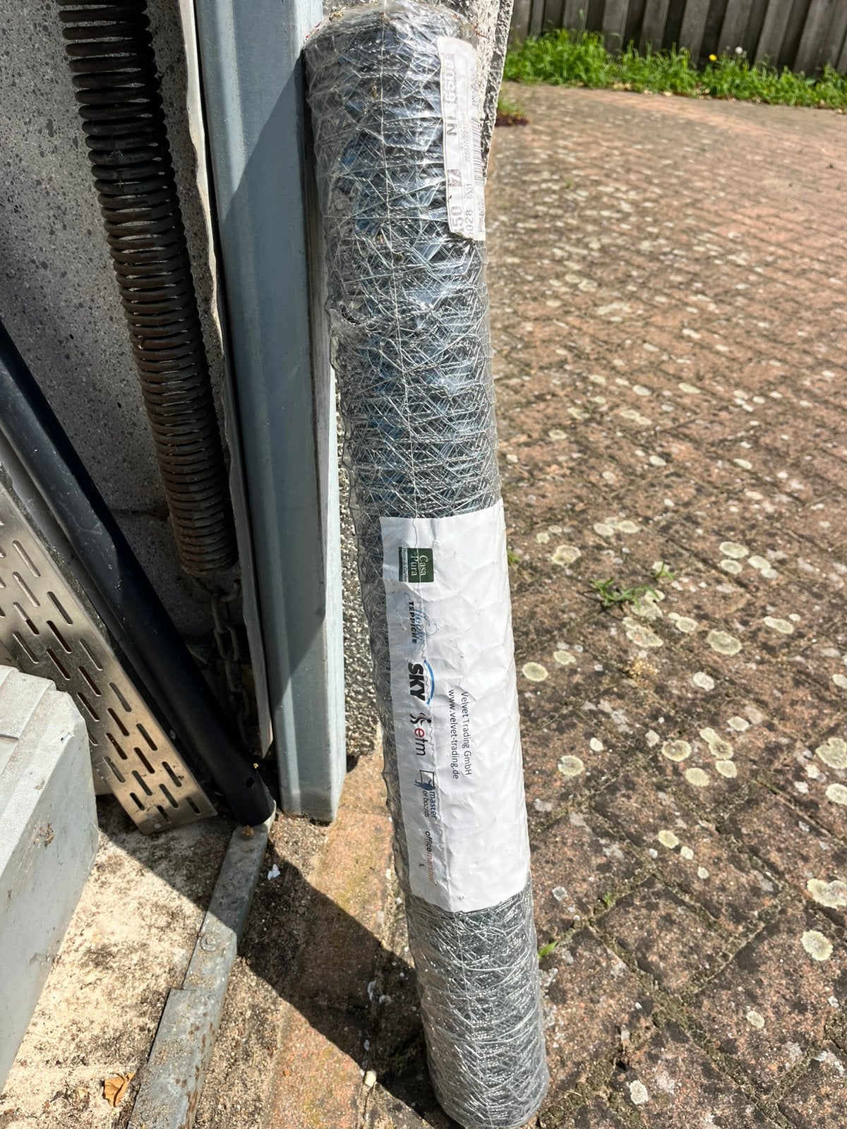 Te rol kippengaas, Ophalen, Zo goed als nieuw