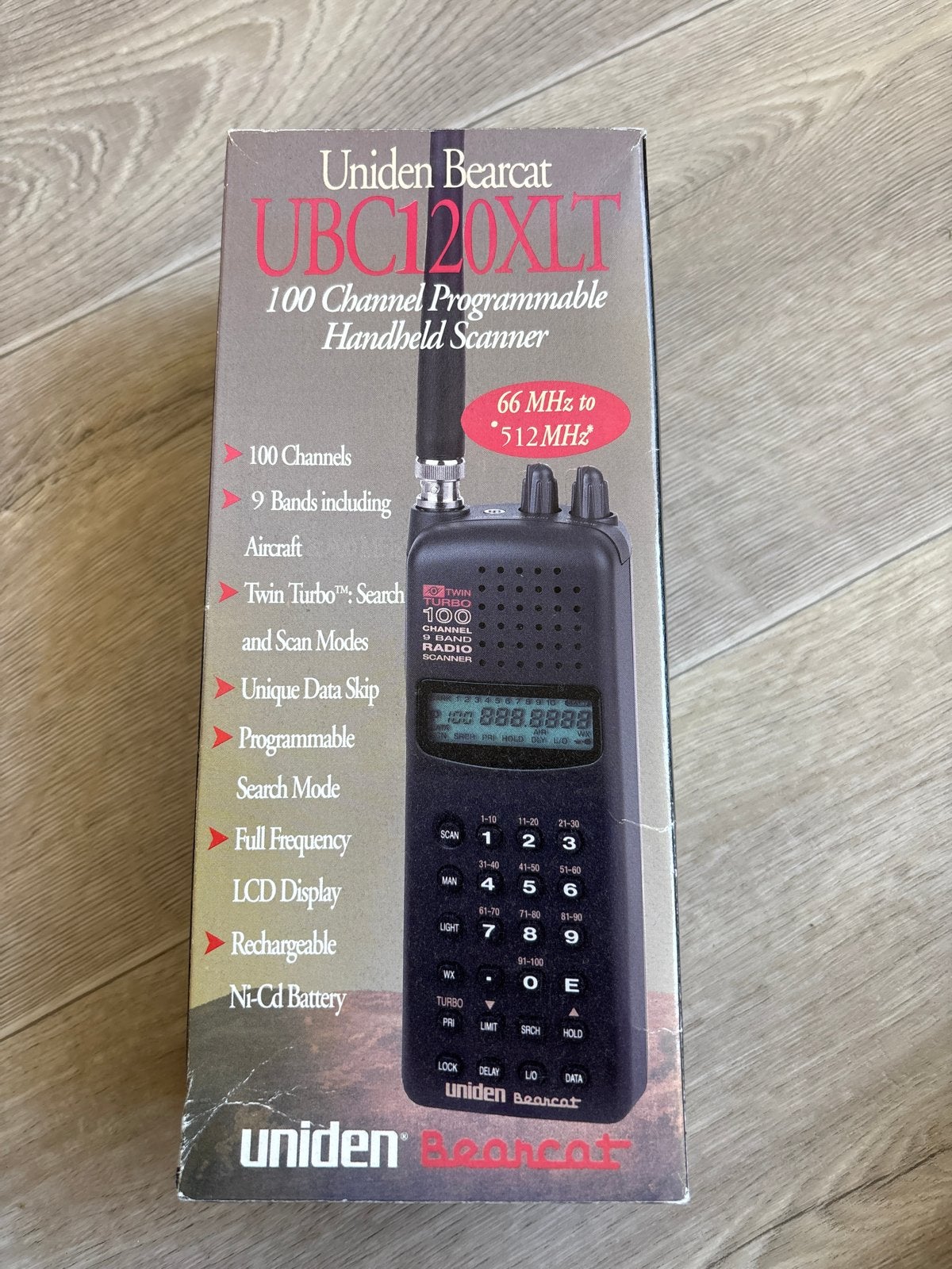 Uniden Bearcat UBC120XLT Handheld Scanner, Ophalen of Verzenden, Zo goed als nieuw, 30 tot 200 kanalen, Draagbaar