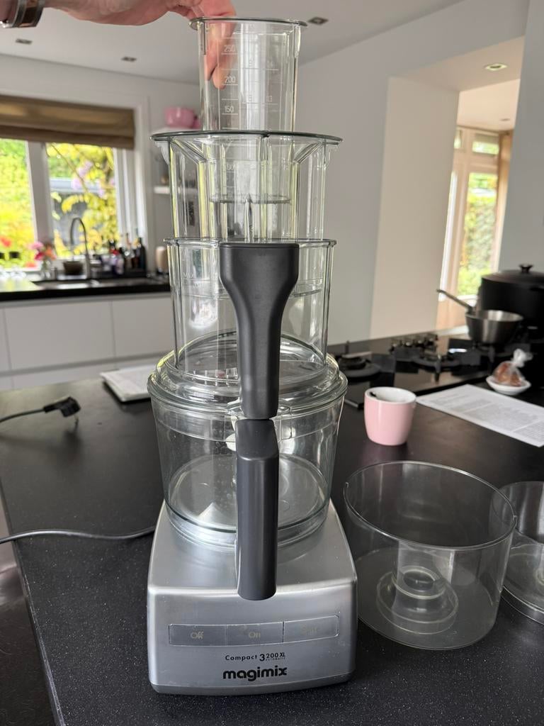 Magimix 3200 XL, Witgoed en Apparatuur, Keukenmixers, Gebruikt, 2 snelheden, Ophalen of Verzenden, 2 tot 3 liter