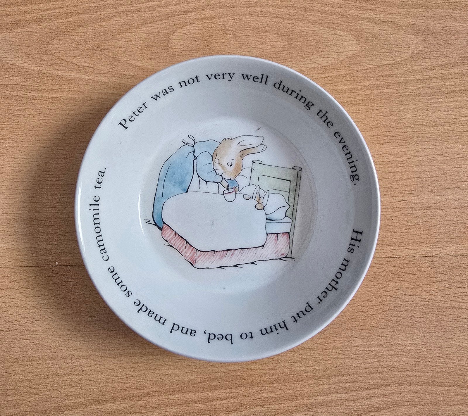 Wedgwood Peter Rabbit servies - 4 delig, Klassiek, Ophalen of Verzenden, Zo goed als nieuw, Wedgwood