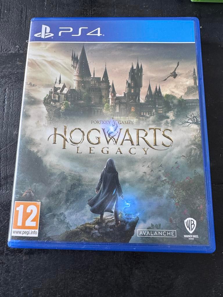 Hogwarts Legacy PS4 - Zo goed als nieuw, Spelcomputers en Games, 1 speler, Ophalen of Verzenden, Zo goed als nieuw, Role Playing Game (Rpg)