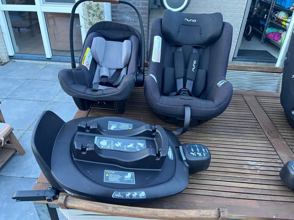Nuna Pipa Next maxi-cosi & isofix base (geen Todl), Gebruikt, Isofix, 0 t/m 13 kg, Ophalen