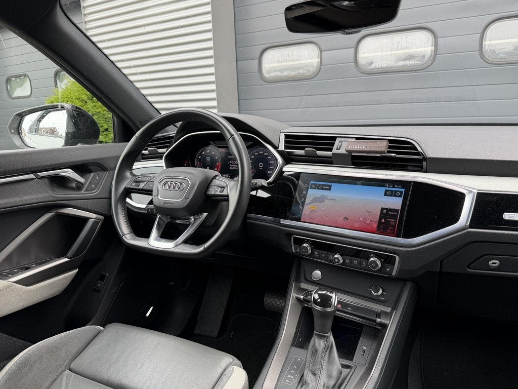 Audi Q3 Sportback 45 TFSI quattro edition one | Panoramadak, Auto's, Audi, Gebruikt, 1984 cc, Bedrijf, Vierwielaandrijving