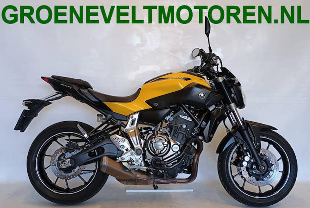 YAMAHA MT 07 ABS (bj 2015), 2 cilinders, Motorrijbewijs A, Bedrijf, Onbekend