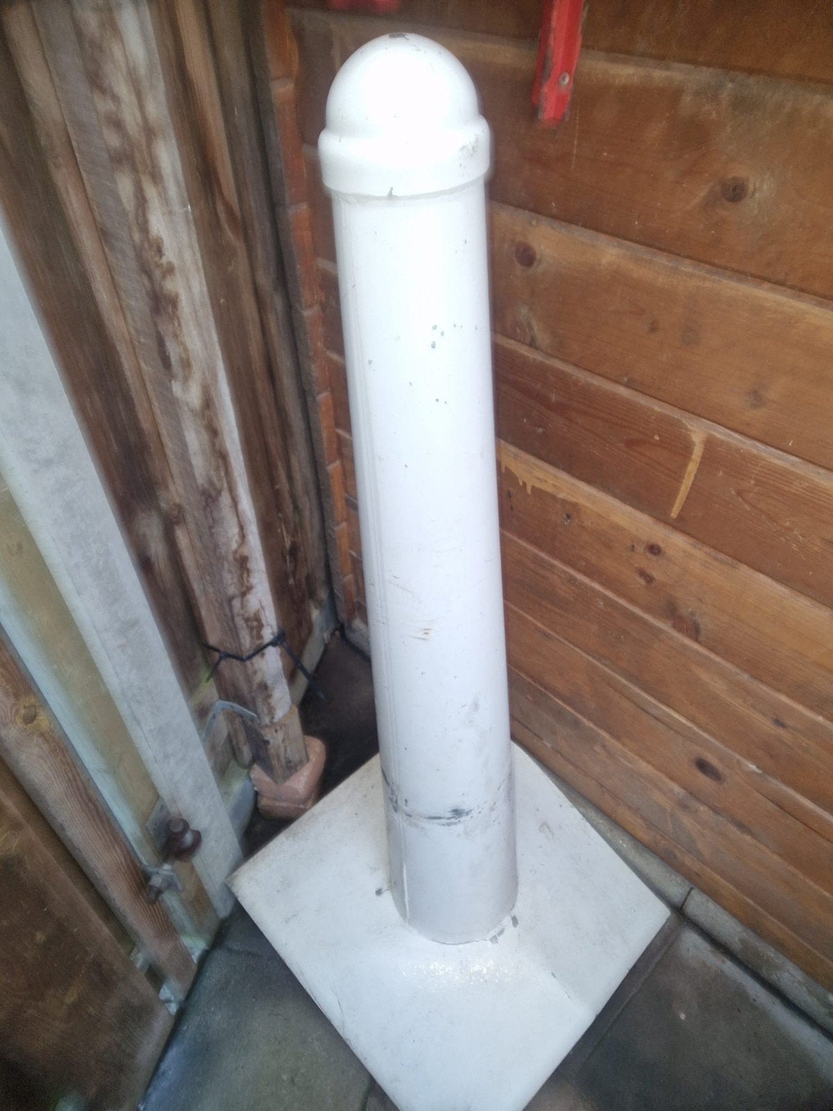 Witte paal met voet, Ophalen, Gebruikt