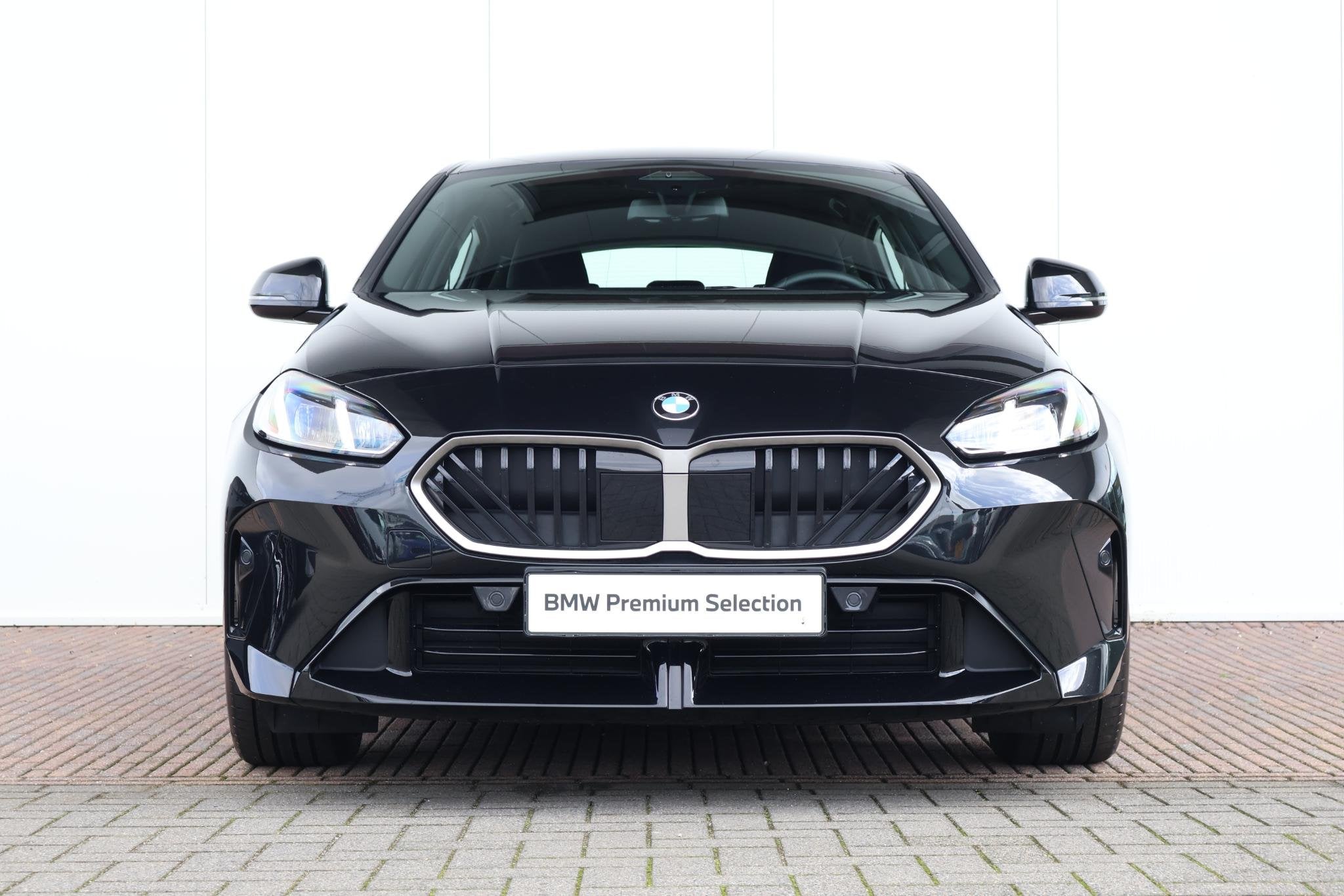BMW 1-serie 120 | M-Sport Pakket | Achteruitrijcamera | PDC, Gebruikt, Met garantie (alle), Zwart, Origineel Nederlands