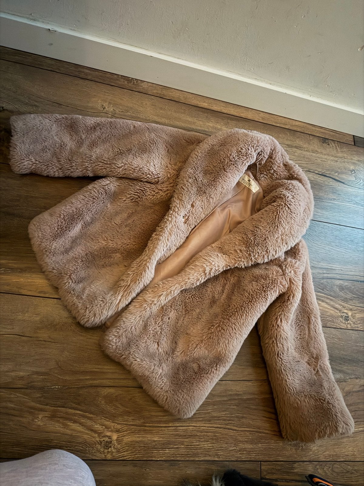 Mooie roze/bruine faux fur jas 110/116, Ophalen, Zo goed als nieuw