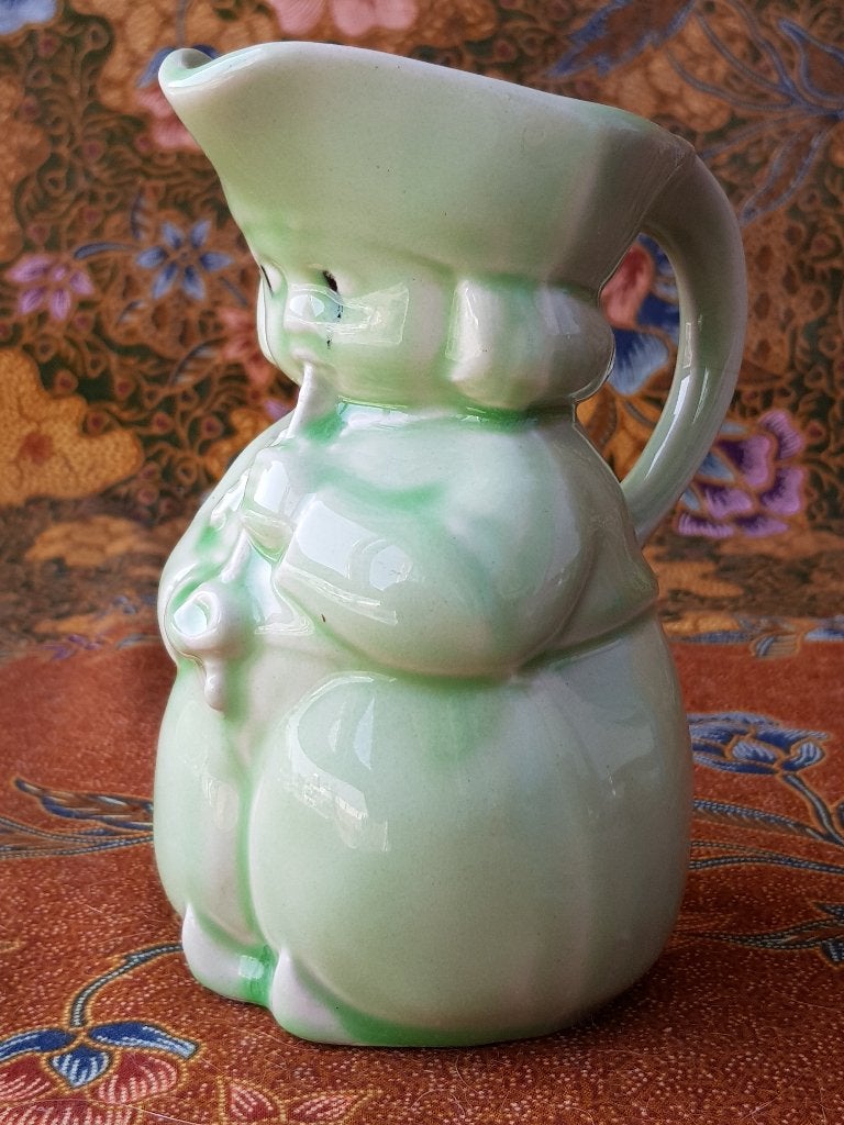 Jongen met pijp zeldzame oude beker uit Engeland 13,8 cm., Antiek en Kunst, Ophalen of Verzenden