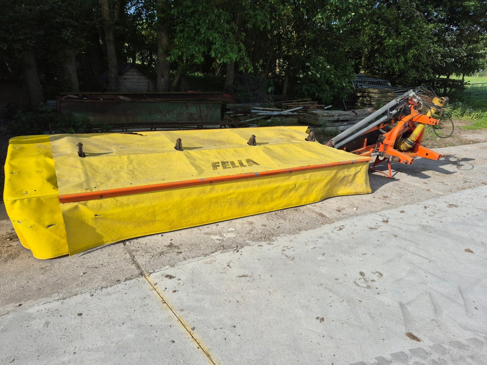 Fella set maaiers, Ophalen, Weidebouw