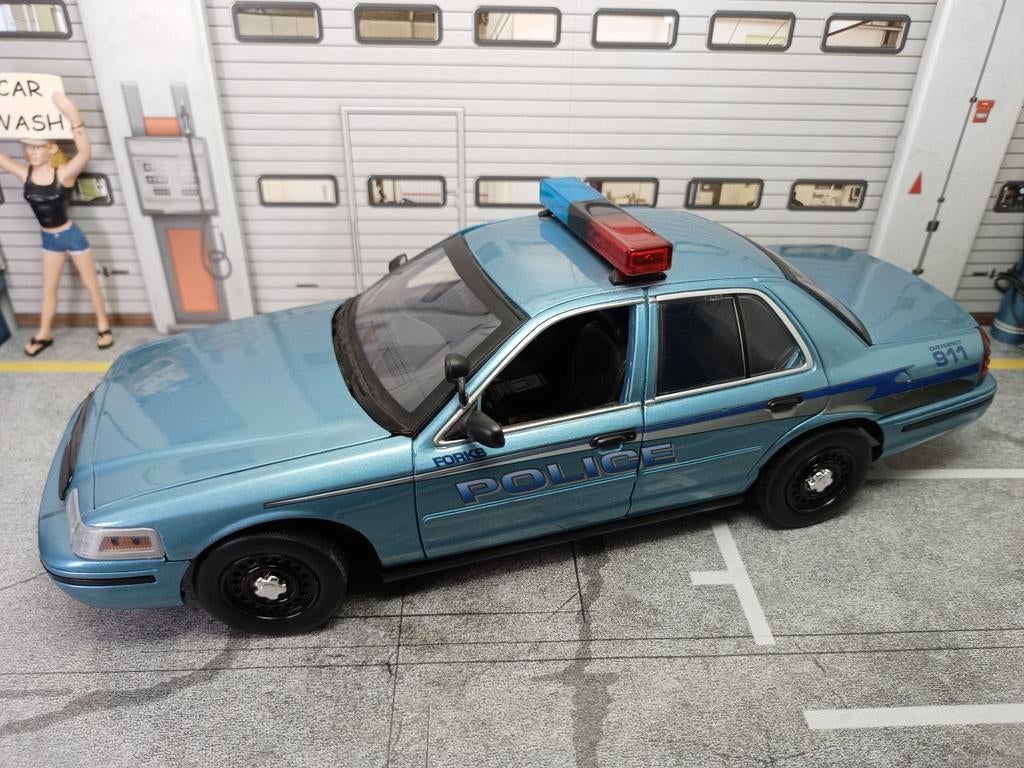 Greenlight, Ford Crown Victoria Police interceptor, Twilight, Hobby en Vrije tijd, Modelauto's | 1:18, Ophalen of Verzenden, Zo goed als nieuw
