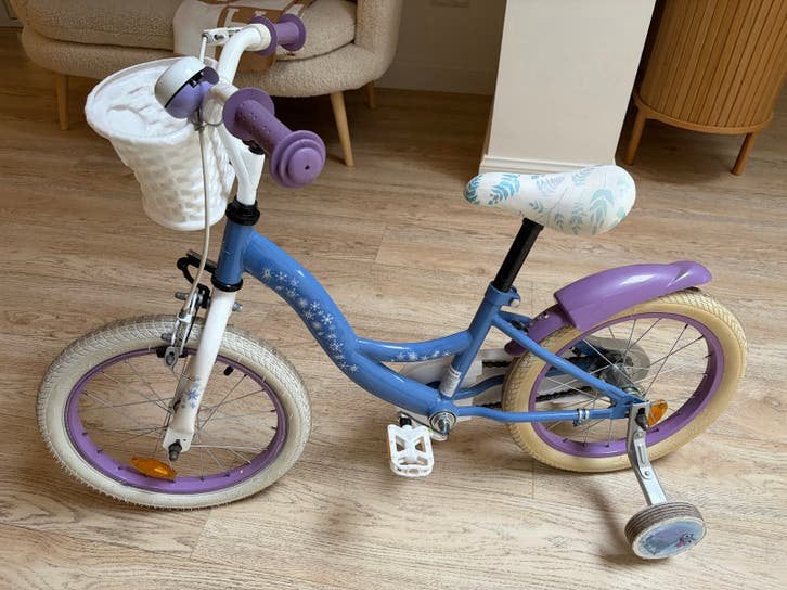 Frozen kinderfiets met zijwieltjes en mandje
