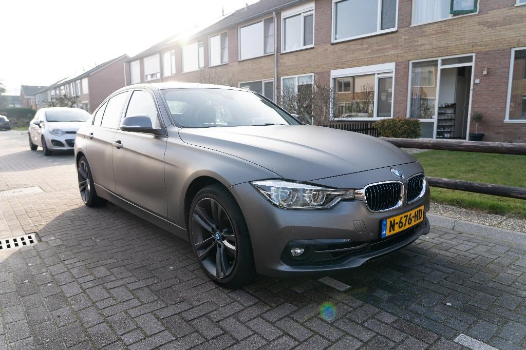 BMW 330e High Executive M Sport - Stage 1 – Mat antraciet, Auto's, Automaat, 1998 cc, 4 cilinders, 340 pk