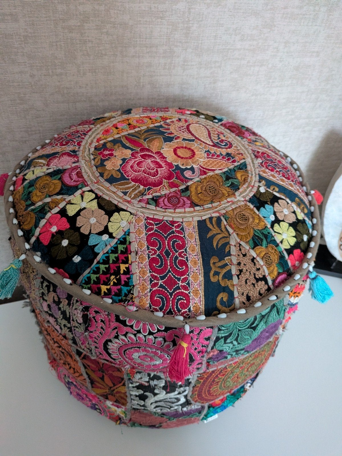 Bohemian Poef - Handgemaakt met Kleurrijk Borduurwerk, Ophalen, Minder dan 50 cm, Gebruikt, Bohemian, Etnisch, Patchwork