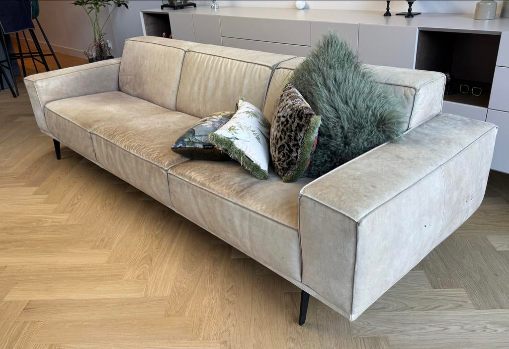 Comfortabele 3-zitsbank, leer, in beige kleur, Ophalen, 250 tot 300 cm, Gebruikt, Design