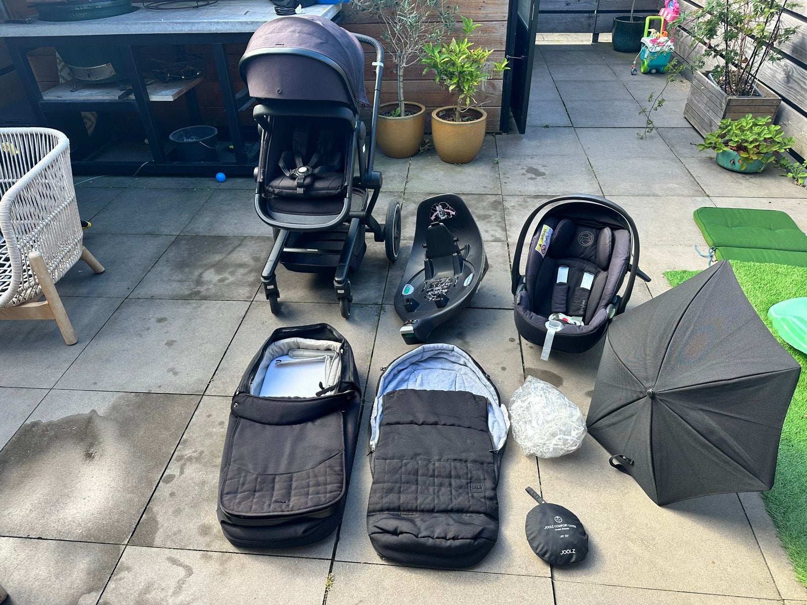 Joolz Day+ complete kinderwagen set (2021)- Zwart