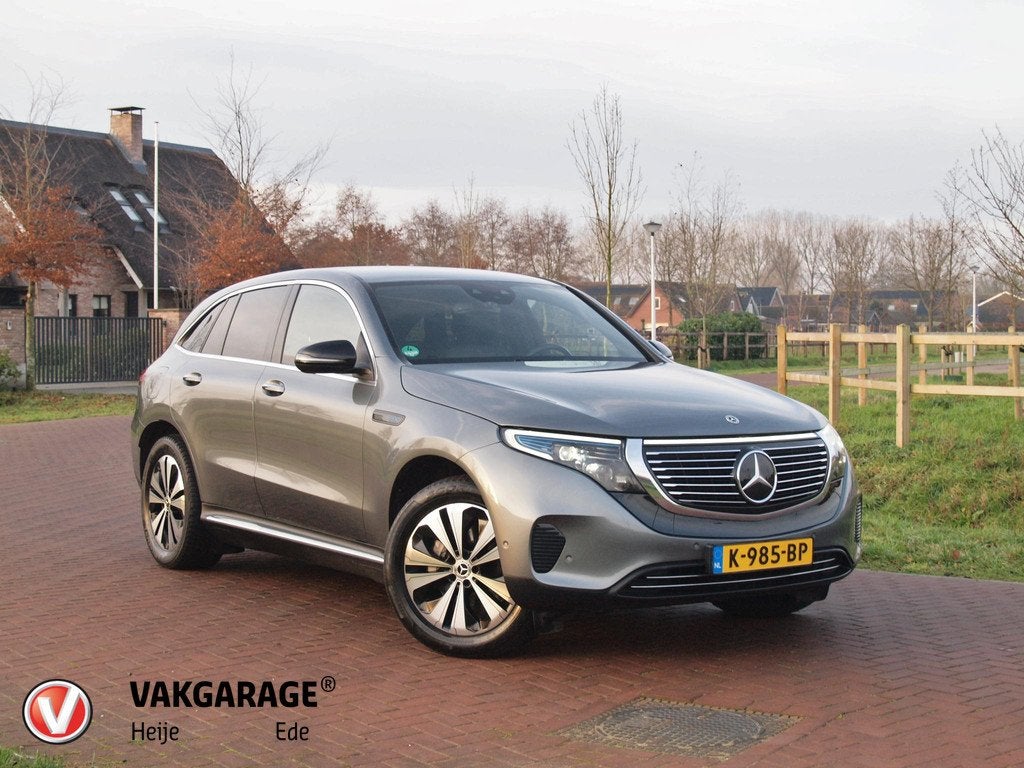 Mercedes-Benz EQC 400 4MATIC Business Solution 80 kWh | SOH, Auto's, Mercedes-Benz, Automaat, 660 min, Stof, Zwart