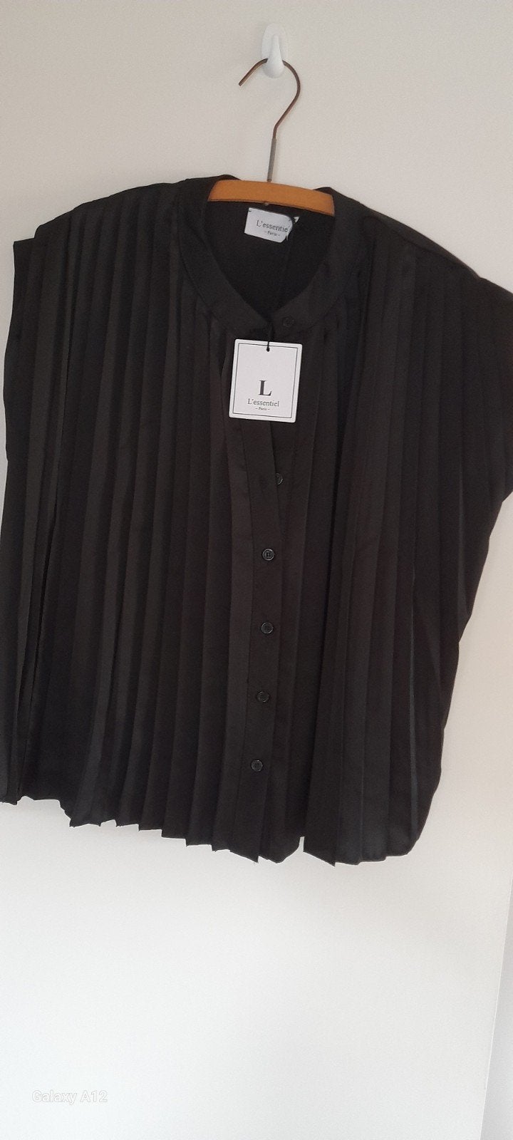 Nieuwe zwarte polyester blouse - Maat L, Zwart, Maat 42/44 (L), Nieuw, Ophalen of Verzenden