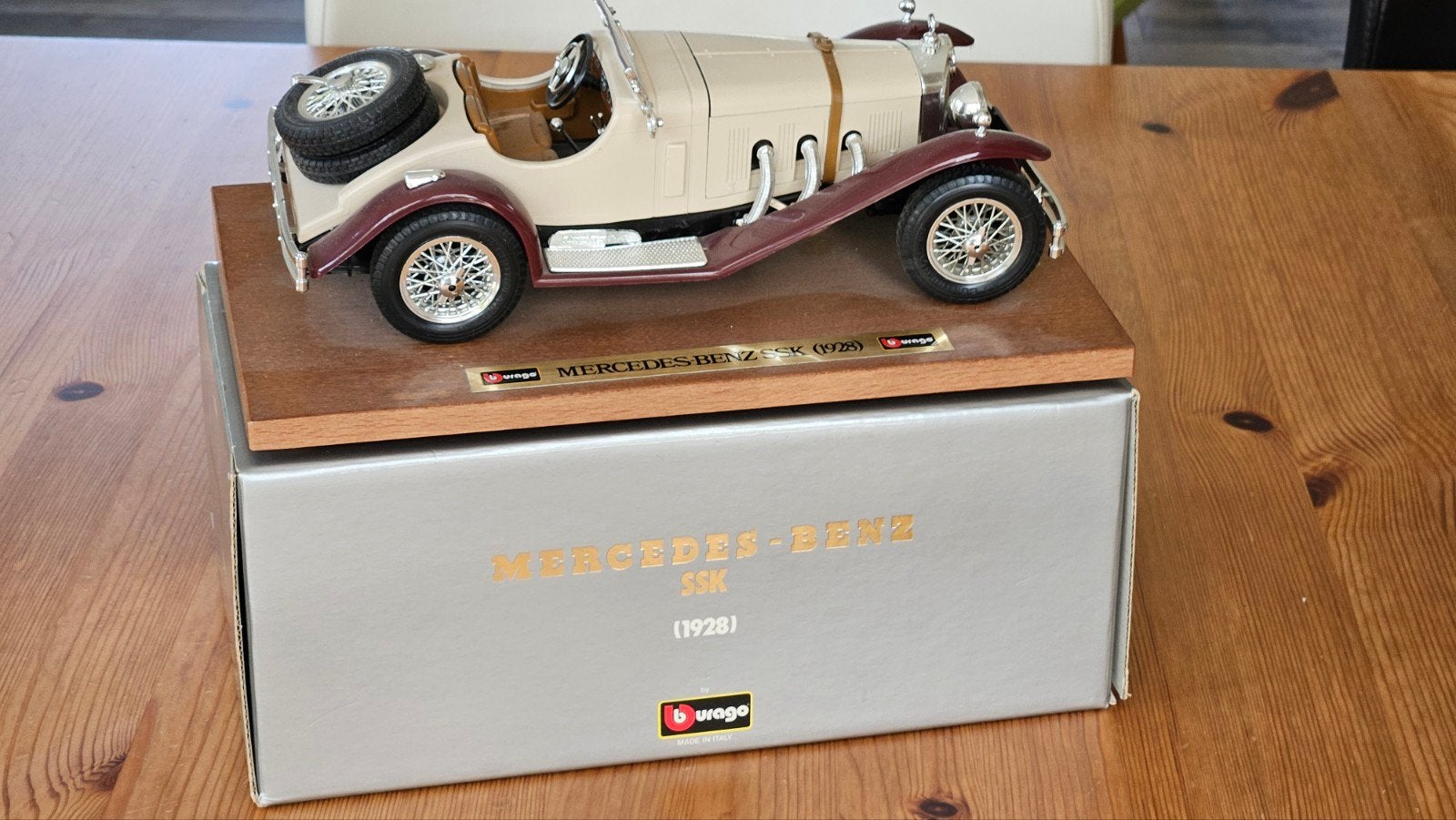 Bburago Mercedes SSK nummer 3509, Hobby en Vrije tijd, Modelauto's | 1:18, Ophalen of Verzenden, Zo goed als nieuw, Auto, Bburago