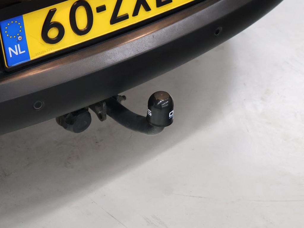 Kia Sportage 1.6 GDI Plus Pack [TREKHAAK, APPLE CARPLAY, CAM, Voorwielaandrijving, Euro 5, 4 cilinders, Bruin