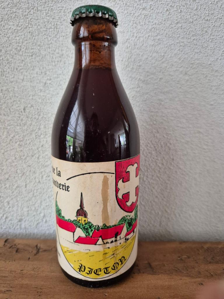 Oude fles de la COMMANDERIE BRUNEHAULT superieur bier ALLARD, Ophalen of Verzenden, Zo goed als nieuw, Flesje(s), Overige merken