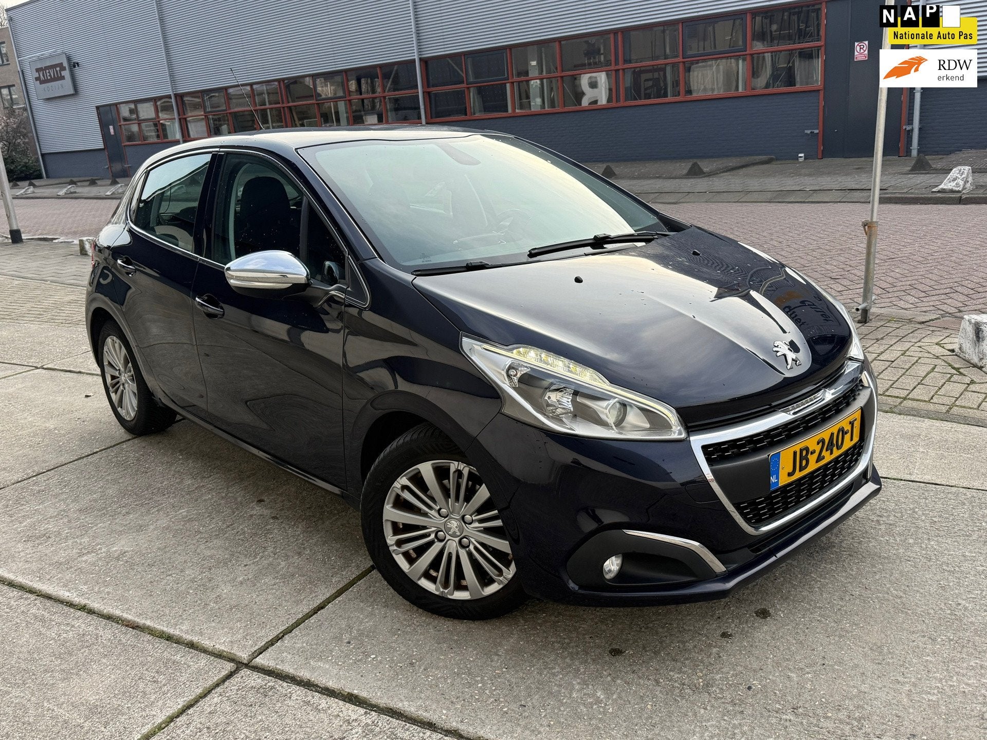 Peugeot 208 1.2 PureTech Allure Volle AUTOMAAT NAVI CLIMA NE, 1199 cc, Blauw, 49 €/maand, Origineel Nederlands