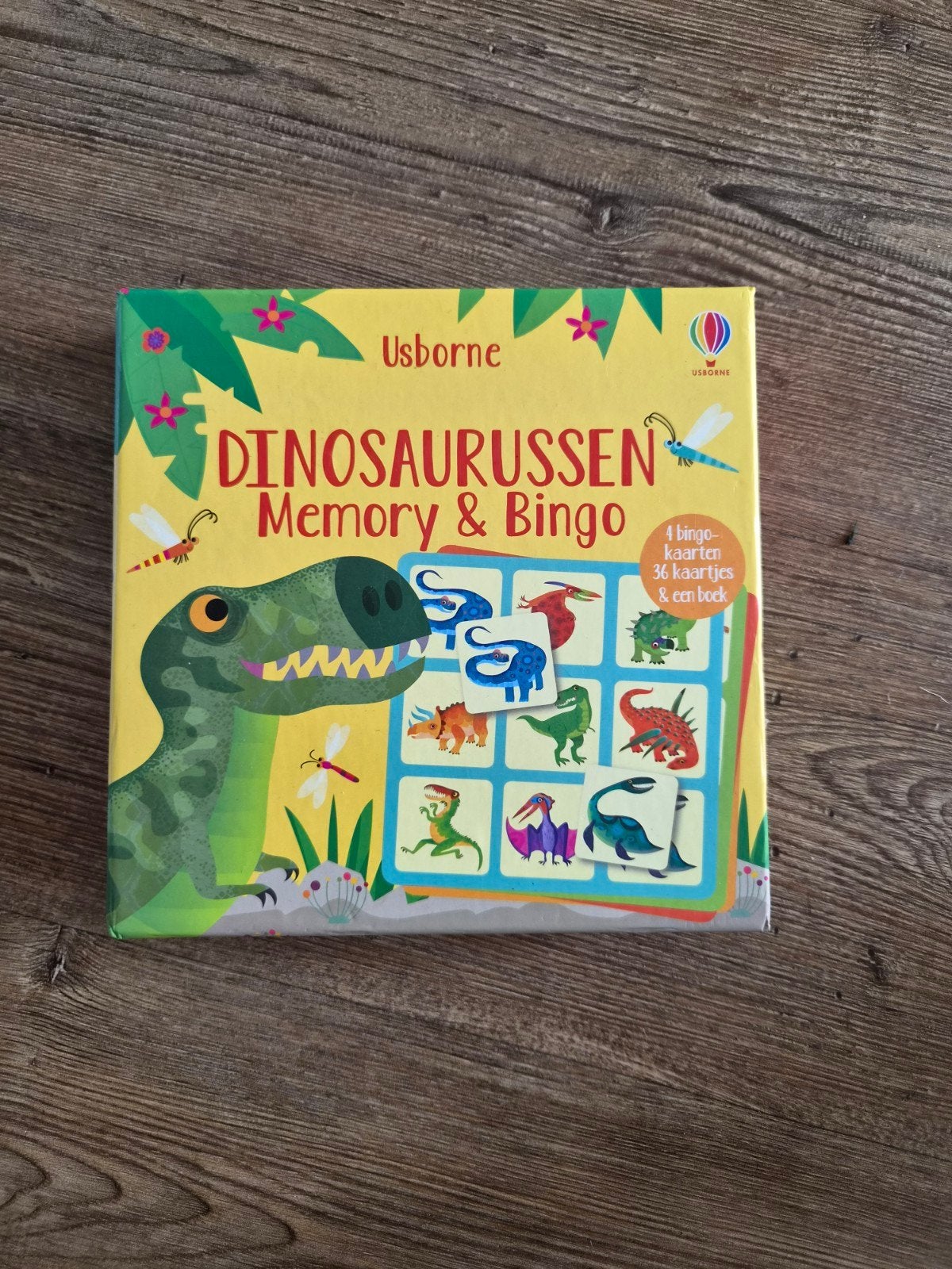 Usborne Dinosaurus Memory & Bingo spel, Een of twee spelers, Ophalen of Verzenden, Zo goed als nieuw, Usborne