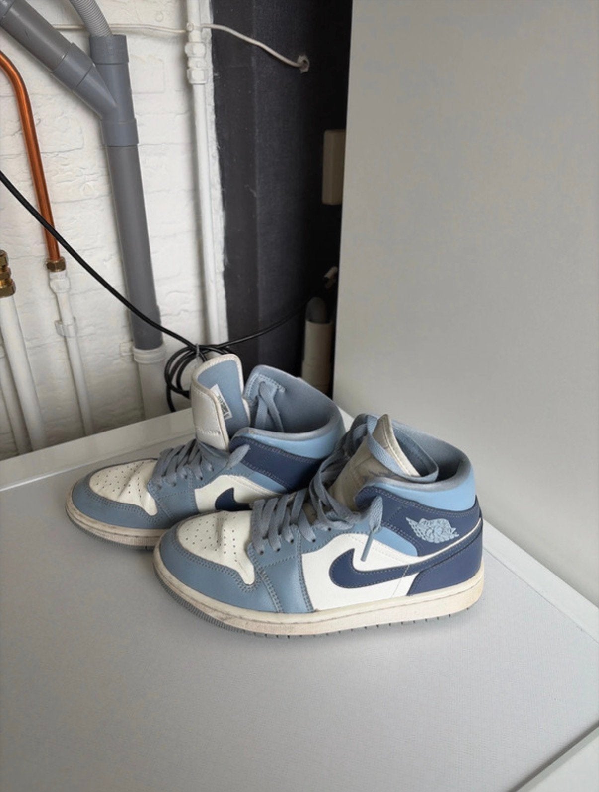 jordans one mid, Kleding | Dames, Schoenen, Blauw, Ophalen of Verzenden, Sneakers of Gympen, Gedragen