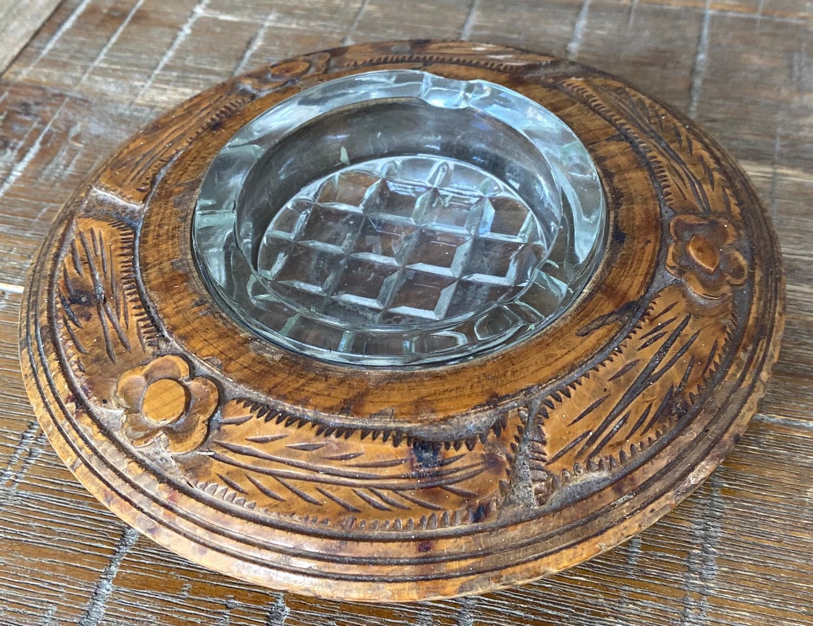 Te koop: houten asbak., Ophalen, Gebruikt, Rond, Hout