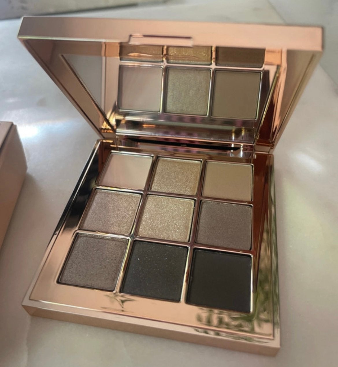Delilah make-up oogschaduw pallet nieuw, Sieraden, Tassen en Uiterlijk, Uiterlijk | Cosmetica en Make-up, Ophalen of Verzenden