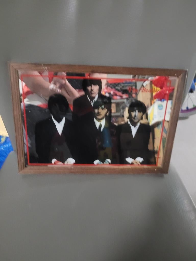 Spiegel Beatles, O, O, O, Nieuw