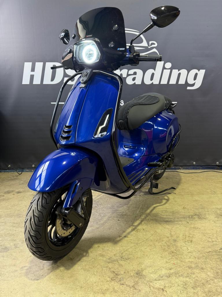 Vespa Sprint 2019 Brom 80cc Lapis Blue Akrapovic Zelioni, Ophalen, Overige modellen, Maximaal 45 km/u, Zo goed als nieuw