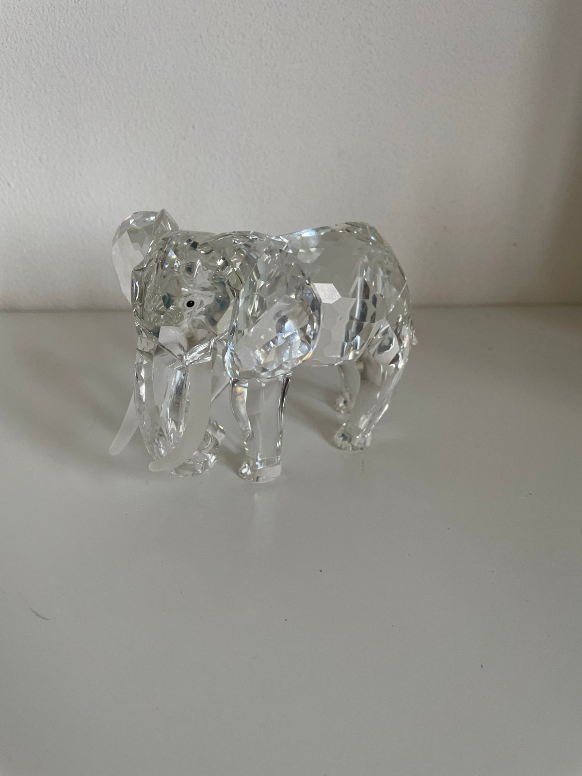 Swarovski Jaarstuk Olifant - Kristallen Figuur, Verzamelen, Ophalen of Verzenden, Zo goed als nieuw, Figuurtje