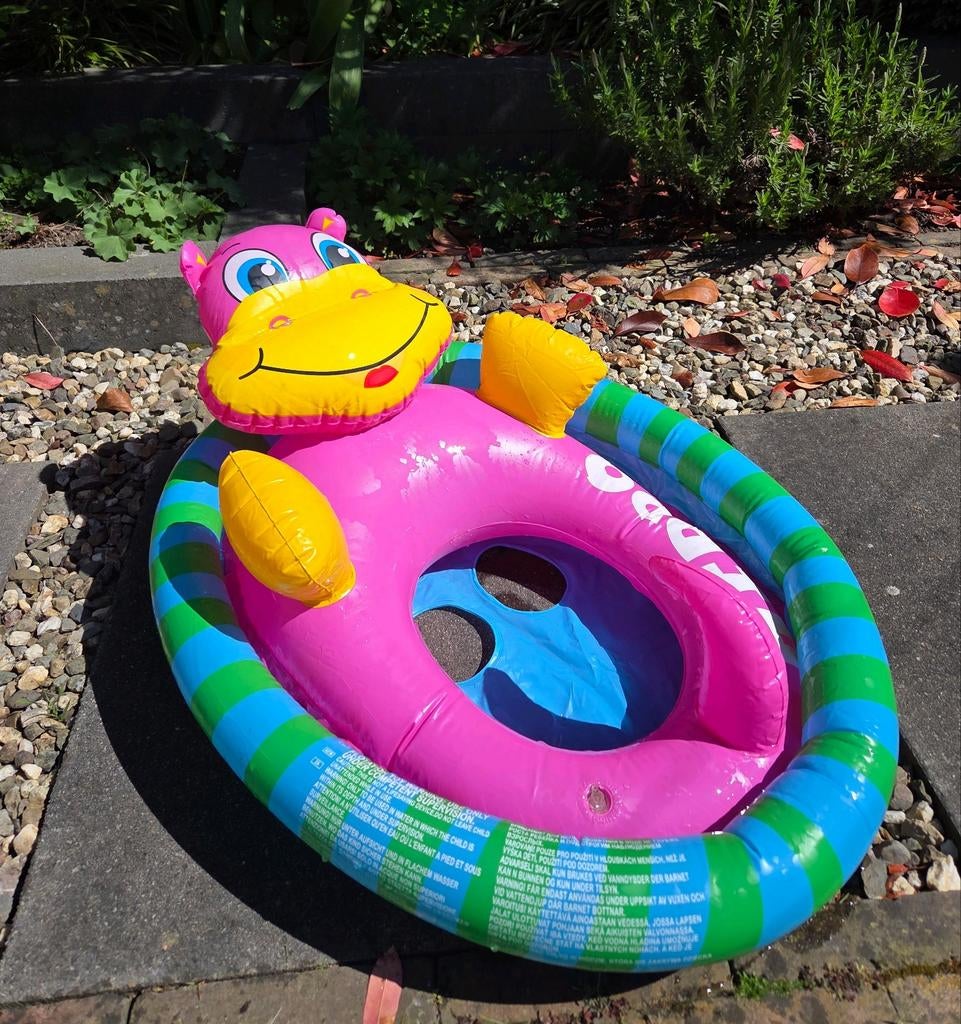 Opblaas hippo voor in zwembad (drijfstoeltje/floater), Ophalen of Verzenden, Zo goed als nieuw