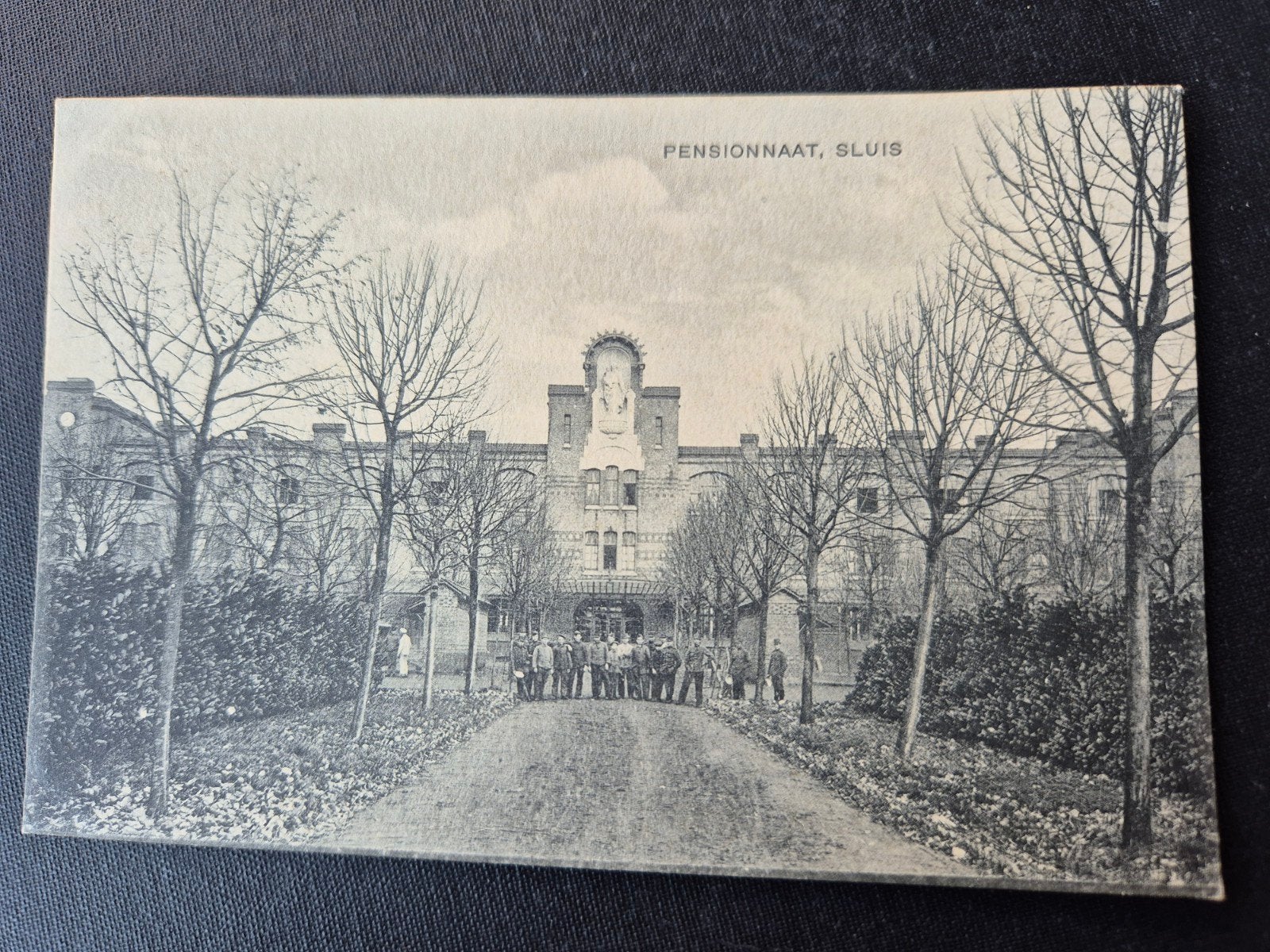 Pensionaat in Sluis begin vorige eeuw, Ophalen of Verzenden, Voor 1920, Zeeland