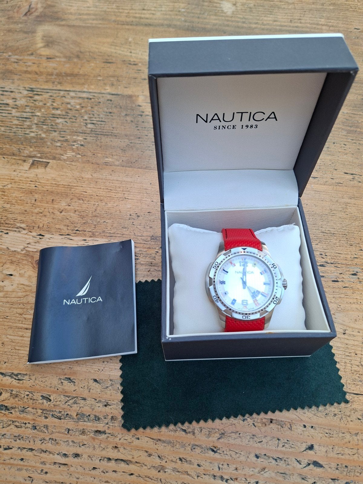 Horloge Nautica, Overige merken, Staal, Polshorloge, Kunststof