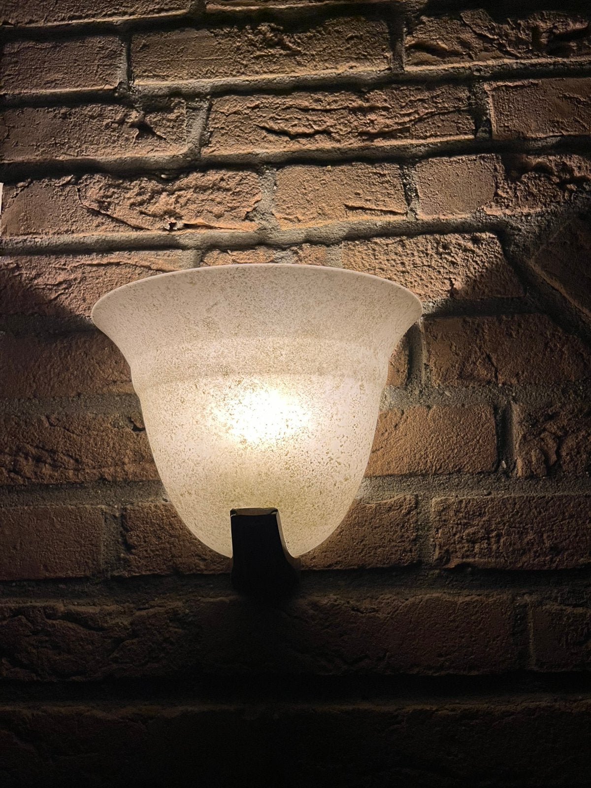 Prachtig glazen wandlamp met messing element, E14 (klein), Ophalen of Verzenden, Inclusief lichtbron, Wandlamp