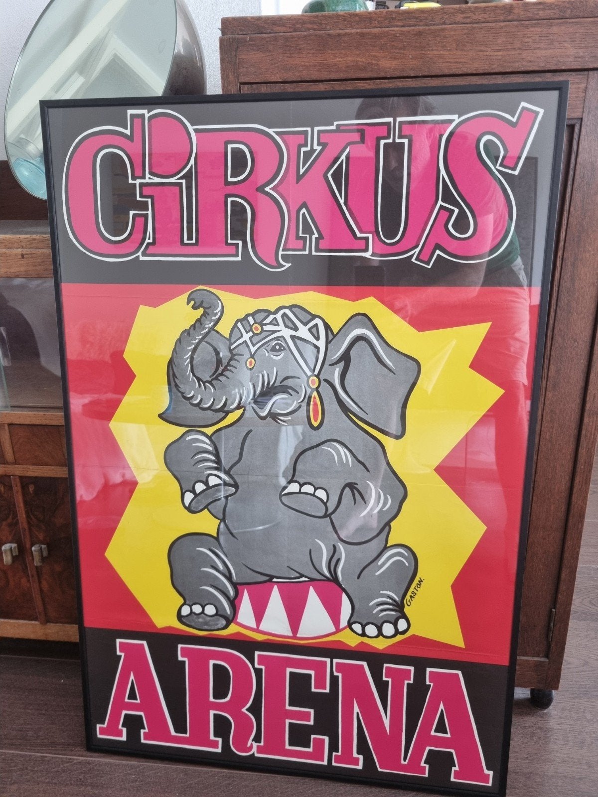 Circus poster "cirkus arena" Gaston 72x93 cm in lijst, Ophalen, Rechthoekig Staand, Met lijst, Zo goed als nieuw